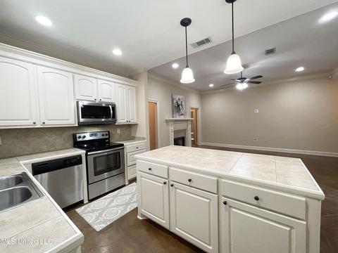 613 Westhill Rd, Brandon, MS 39042 photo 9