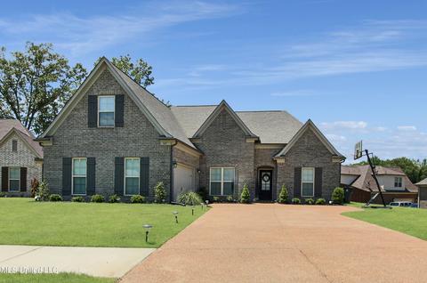 565 Wooten Cv, Nesbit, MS 38651 photo 1
