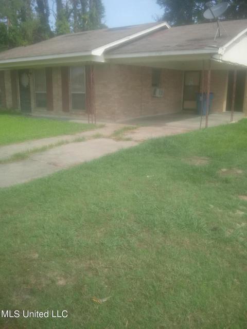 1340 Riverside Rd, Marks, MS 38646 photo 1