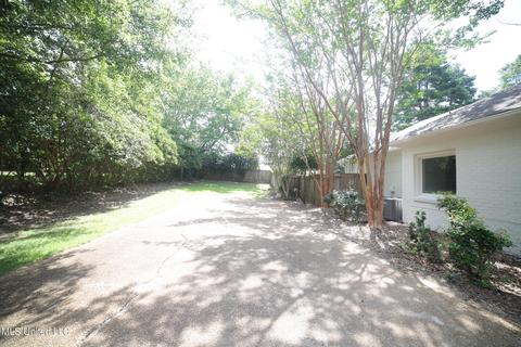 16 St Andrews Dr, Jackson, MS 39211 photo 26