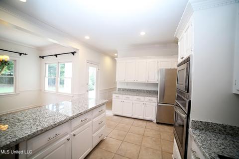 16 St Andrews Dr, Jackson, MS 39211 photo 7