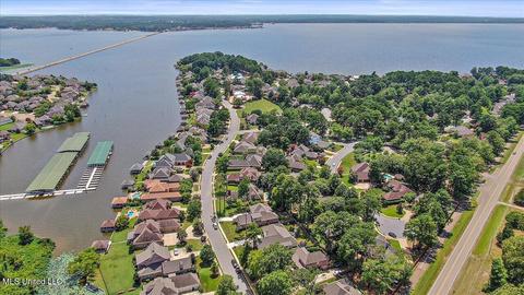 145 Peninsula Dr, Brandon, MS 39047 photo 81