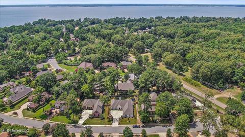 145 Peninsula Dr, Brandon, MS 39047 photo 83