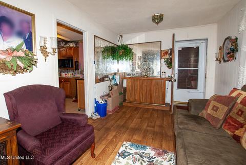 5601 Frederick St, Moss Point, MS 39563 photo 12