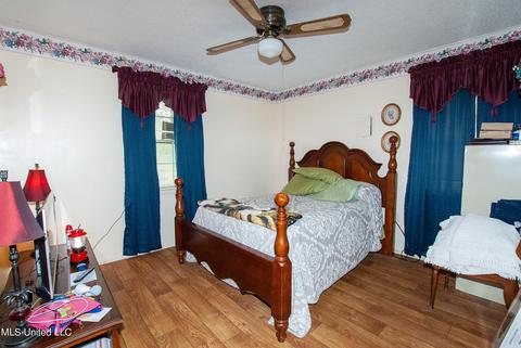 5601 Frederick St, Moss Point, MS 39563 photo 11