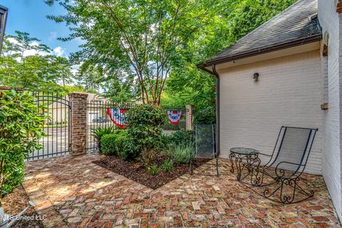 10 Eastparke Cv, Jackson, MS 39211 photo 5