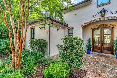 10 Eastparke Cv, Jackson, MS 39211 photo 2