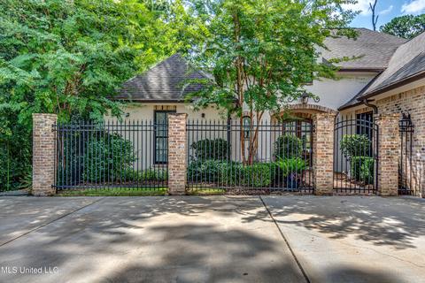 10 Eastparke Cv, Jackson, MS 39211 photo 3