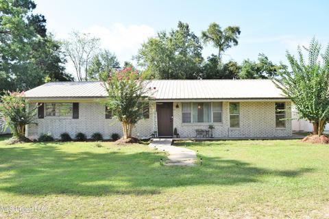 3204 King St, Lucedale, MS 39452 photo 1