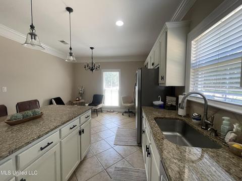 4706 Sawmill Rd, Moss Point, MS 39563 photo 15
