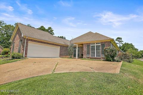 400 Dunlin Ct, Brandon, MS 39047 photo 1