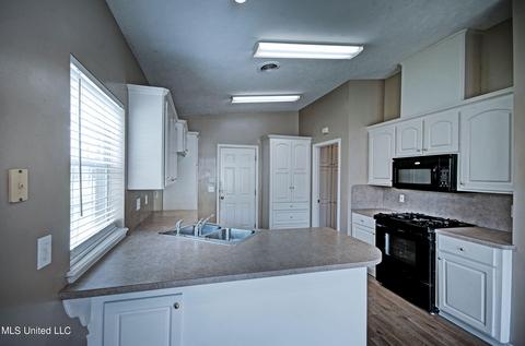 106 Edinburgh Ln, Clinton, MS 39056 photo 9