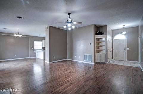 106 Edinburgh Ln, Clinton, MS 39056 photo 6