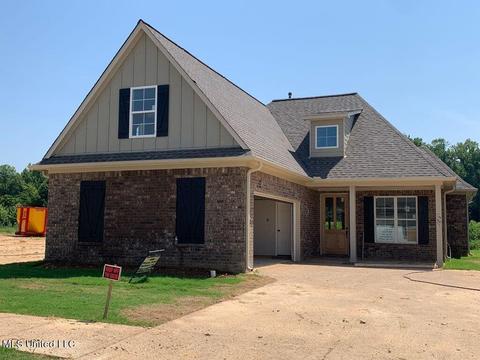 2204 Watson Vw E, Nesbit, MS 38651 photo 1