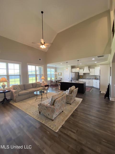 4191 Bakersfield, Nesbit, MS 38651 photo 8