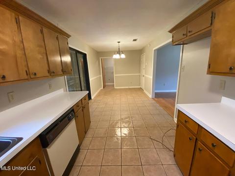 3914 Lost Lake Way, Jackson, MS 39212 photo 6