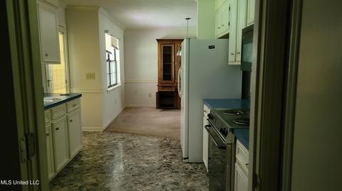 557 Vineland Dr, Jackson, MS 39212 photo 5