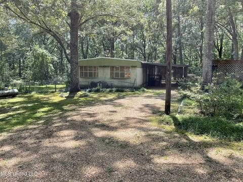 124 Lynn St, Florence, MS 39073 photo 3