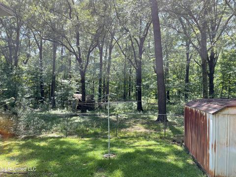 124 Lynn St, Florence, MS 39073 photo 8
