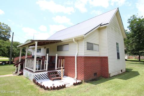 100 Oak St, Richton, MS 39476 photo 3