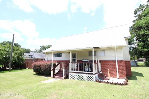 100 Oak St, Richton, MS 39476 photo 2