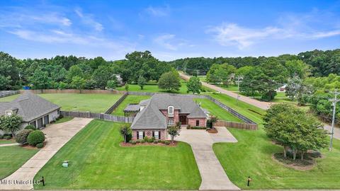 100 Lawrence Dr, Brandon, MS 39047 photo 1