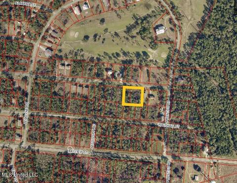 Mcclung Street, Pass Christian, MS 39571