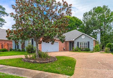 239 Azalea Ct, Brandon, MS 39047 photo 2