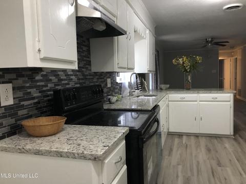 1531 Davis Rd, Terry, MS 39170 photo 10