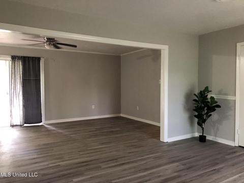 1531 Davis Rd, Terry, MS 39170 photo 3