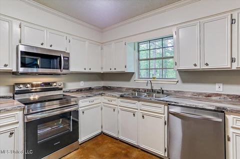 180 S South Eagle Ridge Dr, Florence, MS 39073 photo 22
