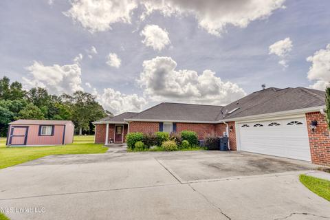 8 Chippewa Dr, Picayune, MS 39466 photo 4