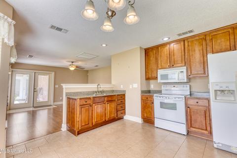 8 Chippewa Dr, Picayune, MS 39466 photo 30