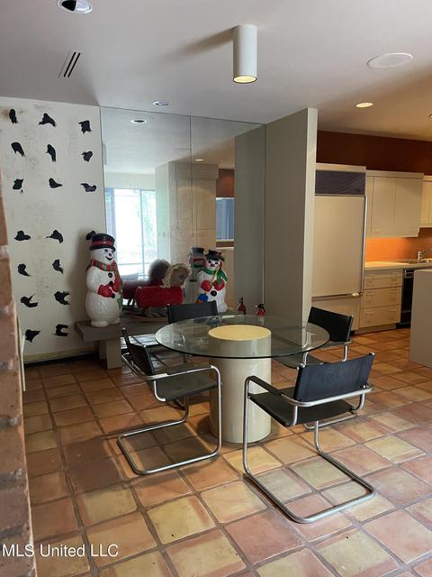 290 Lake Castle Rd, Madison, MS 39110 photo 7
