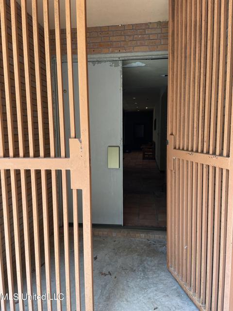 290 Lake Castle Rd, Madison, MS 39110 photo 3