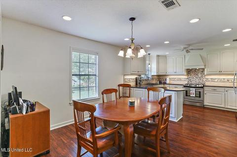 350 Durham Ct, Brandon, MS 39047 photo 10