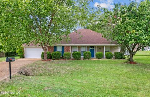 5012 Cedar Glenn Ct, Jackson, MS 39272 photo 1