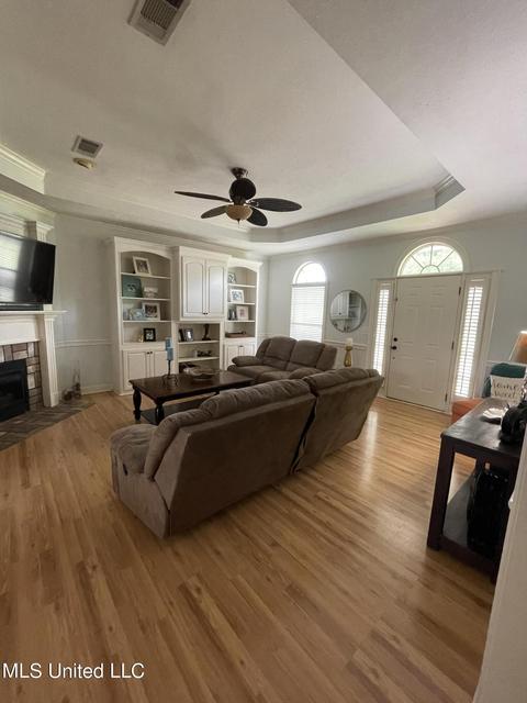 115 Spring Valley Dr, Brandon, MS 39047 photo 1