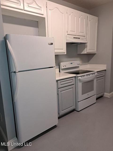 12419 Revolutionary Rd, Moss Point, MS 39562 photo 9