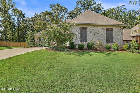 674 Conti Dr, Brandon, MS 39042 photo 1