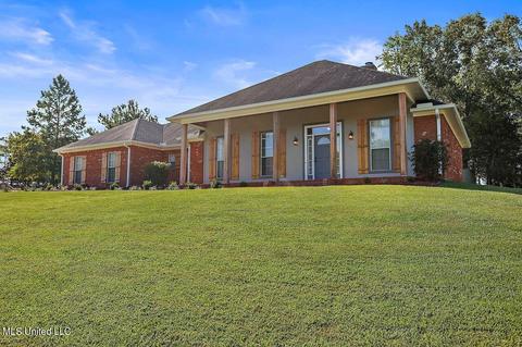 200 Seminole Cir, Terry, MS 39170 photo 3