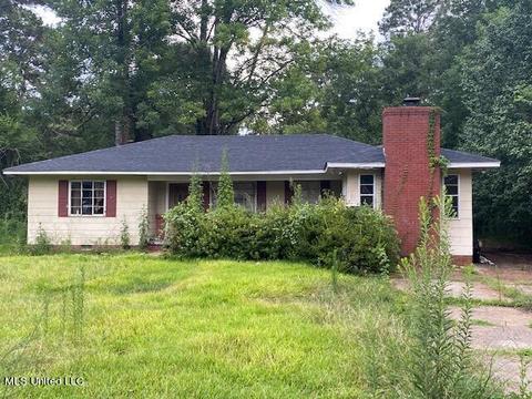 823 Winn St, Jackson, MS 39204 photo 1