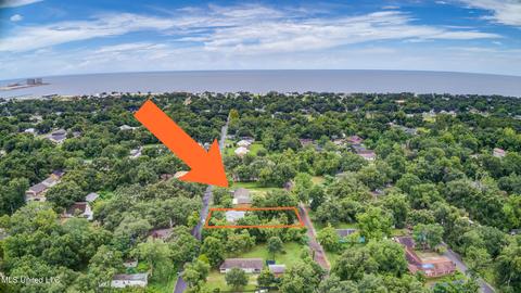 1221 Joseph Ave, Gulfport, MS 39501