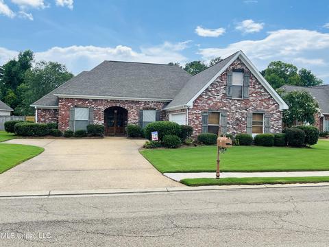 119 Eastside Dr, Brandon, MS 39047 photo 1