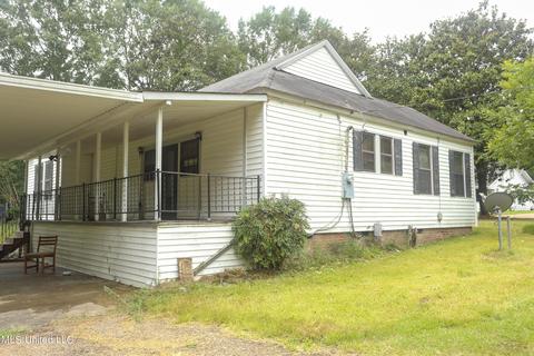 156 Jackson St, Hazlehurst, MS 39083 photo 13