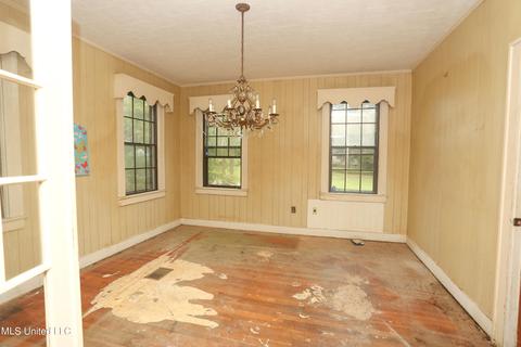 156 Jackson St, Hazlehurst, MS 39083 photo 10
