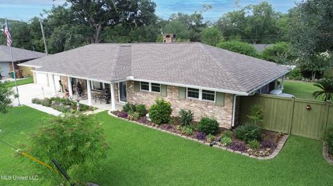 32 Pecan Dr, Long Beach, MS 39560 photo 2