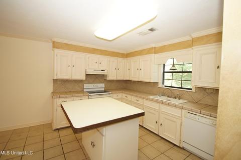 220 Shady Hill Dr, Florence, MS 39073 photo 11