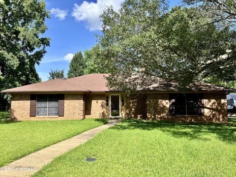 124 Post Hill Cv, Brandon, MS 39042 photo 1