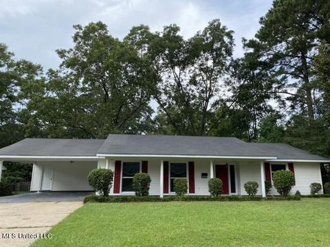 1220 Summer Ln, Jackson, MS 39211 photo 1